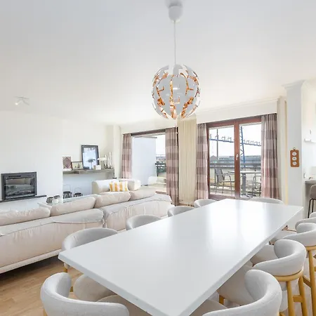 The Harbour Seabreeze Loft