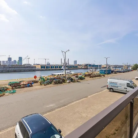 The Harbour Seabreeze Loft Apartment Ostend